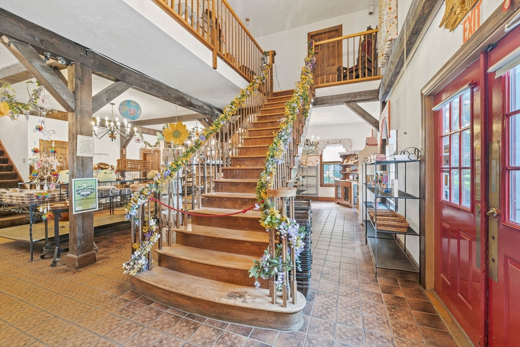 47 Sugar Rd