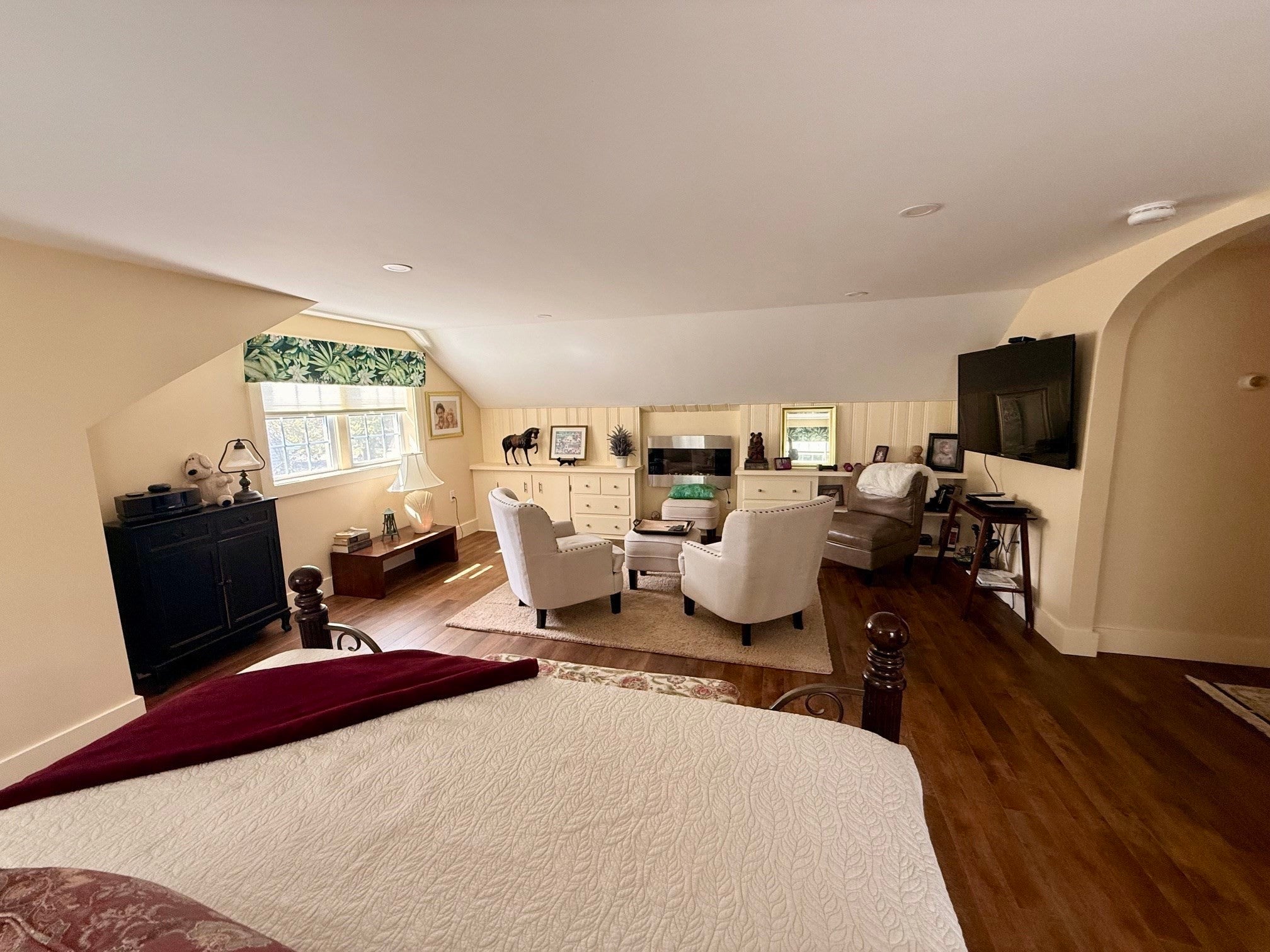 270 Gardner St, New Bedford, MA, 270 Gardner St, New Bedford, MA Photo #22