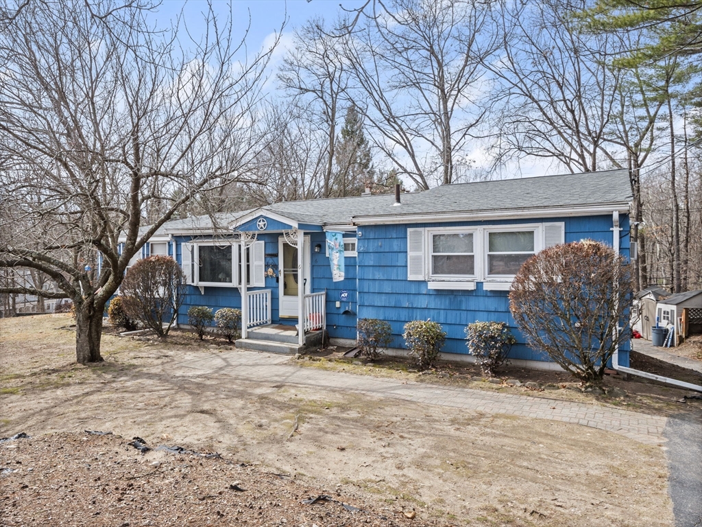 6 Plain Rd