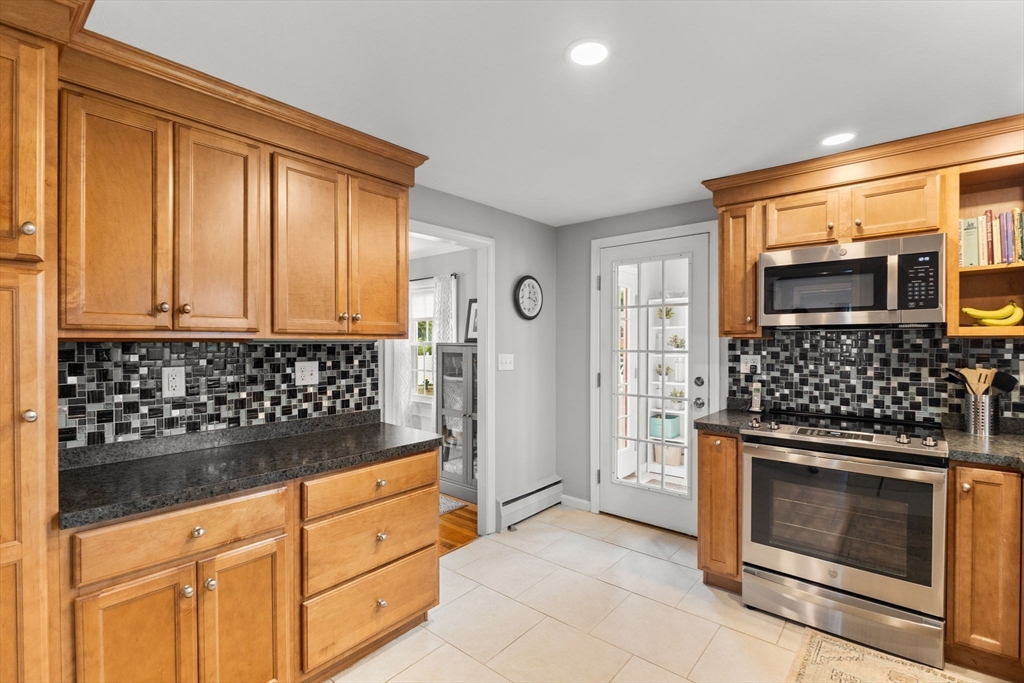 72 Westmoor Rd