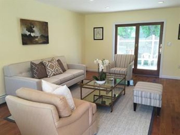 633 Saw Mill Brook Pkwy #1, Newton, MA, 633 Saw Mill Brook Pkwy #1, Newton, MA Photo #3