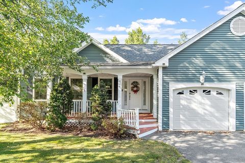 820 Methuen Street 820 Dracut MA 01826