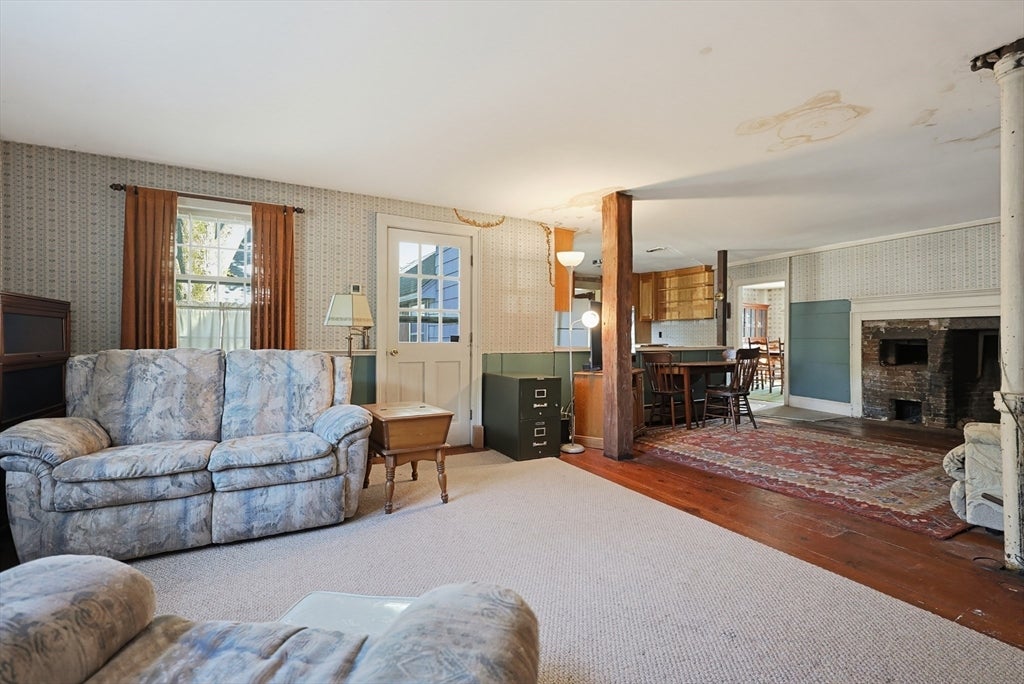 430 Pleasant St, Leominster, MA, 430 Pleasant St, Leominster, MA Photo #18