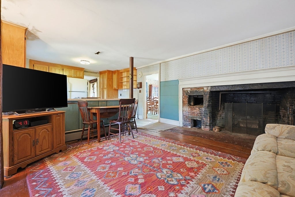 430 Pleasant St, Leominster, MA, 430 Pleasant St, Leominster, MA Photo #17