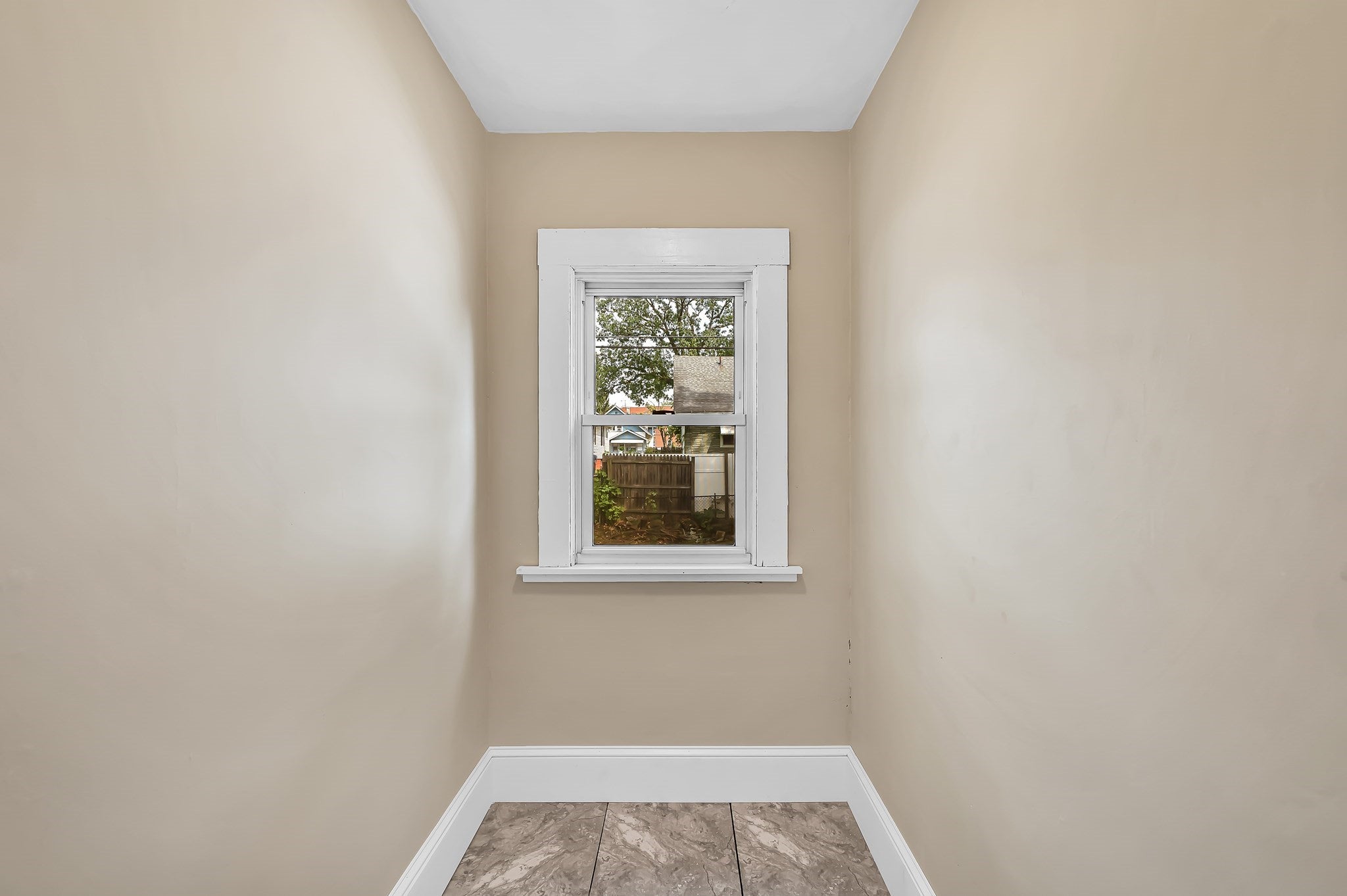 201-203 College St, Springfield, MA, 201-203 College St, Springfield, MA Photo #7