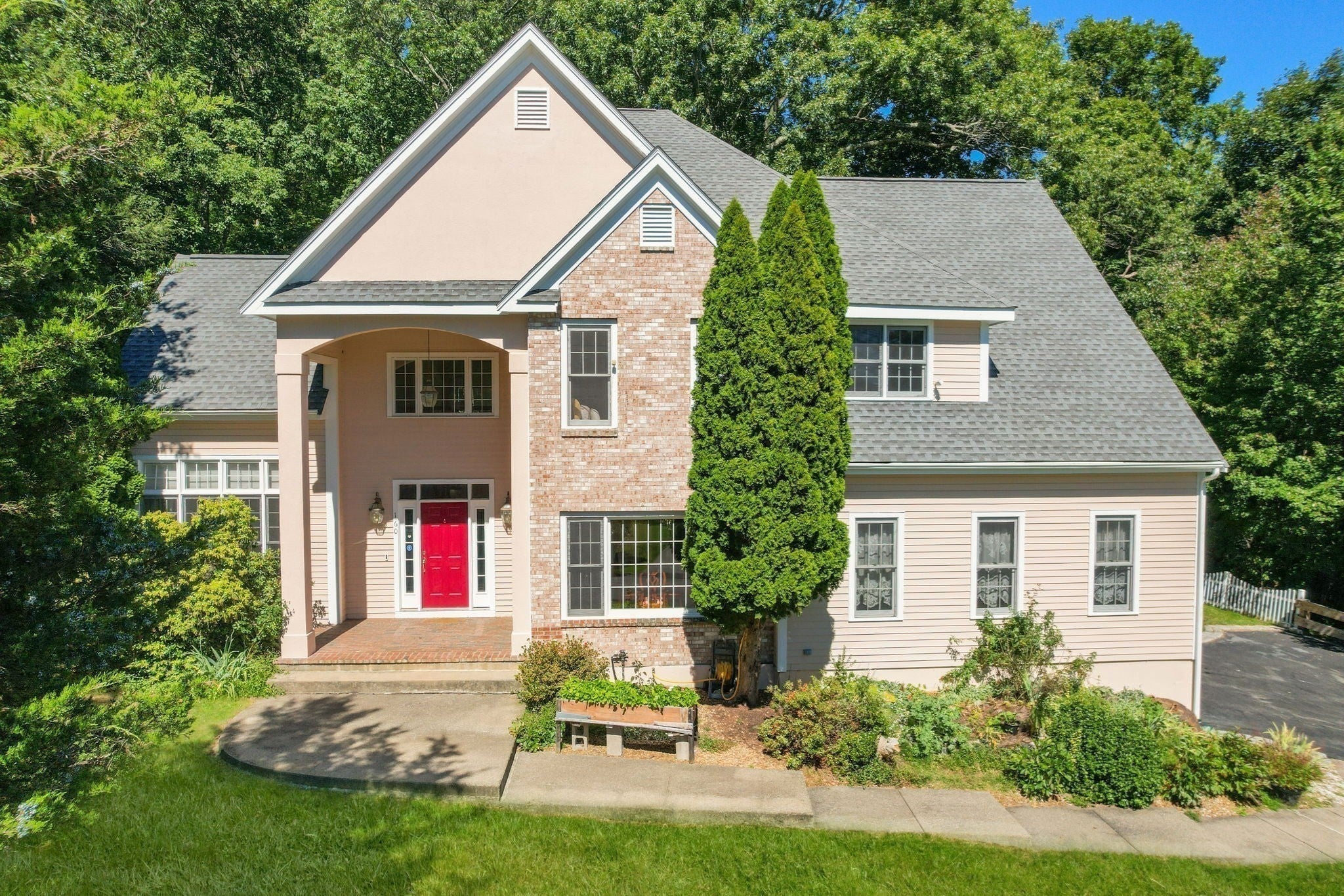 160 Stearns Rd, Marlborough, MA, 160 Stearns Rd, Marlborough, MA Photo #2