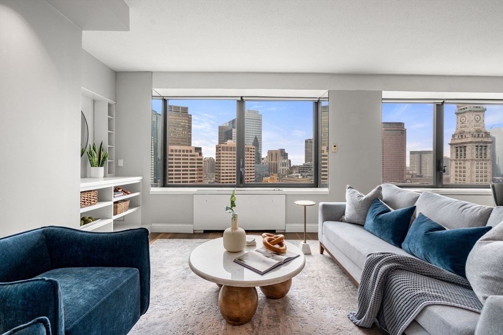 65 East India Row 26H