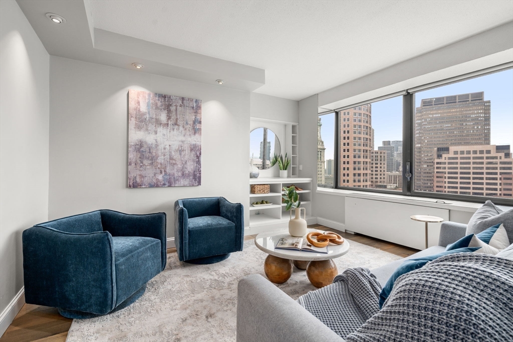 65 East India Row 26H