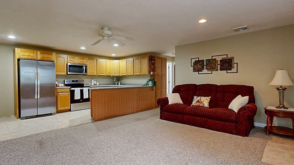 18 Short St