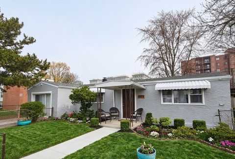 Photo of 2 Porter Ave, Revere, MA 02151 (MLS # 73504089)