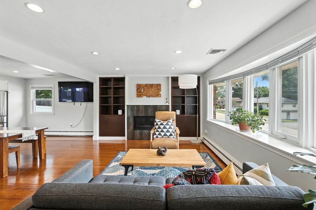 66 Robinwood Rd