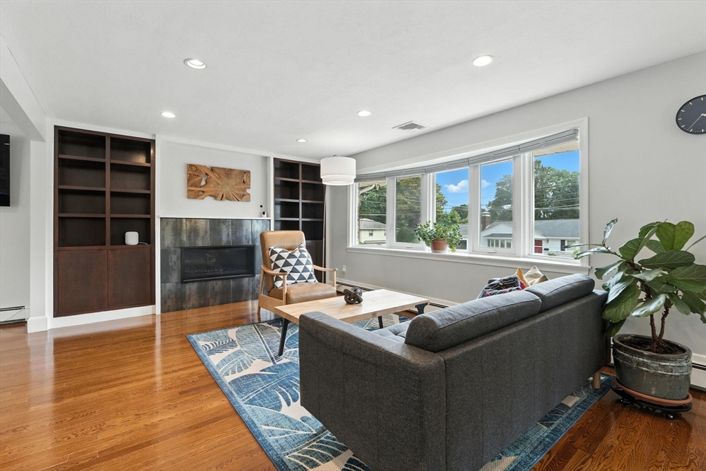 66 Robinwood Rd