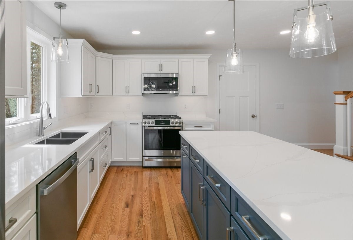 1152 Bridge St, Pelham, NH, 1152 Bridge St, Pelham, NH Photo #12