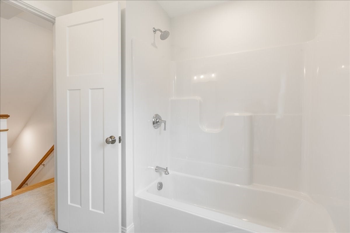1152 Bridge St, Pelham, NH, 1152 Bridge St, Pelham, NH Photo #26