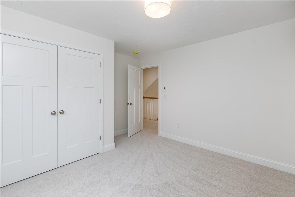 1152 Bridge St, Pelham, NH, 1152 Bridge St, Pelham, NH Photo #28