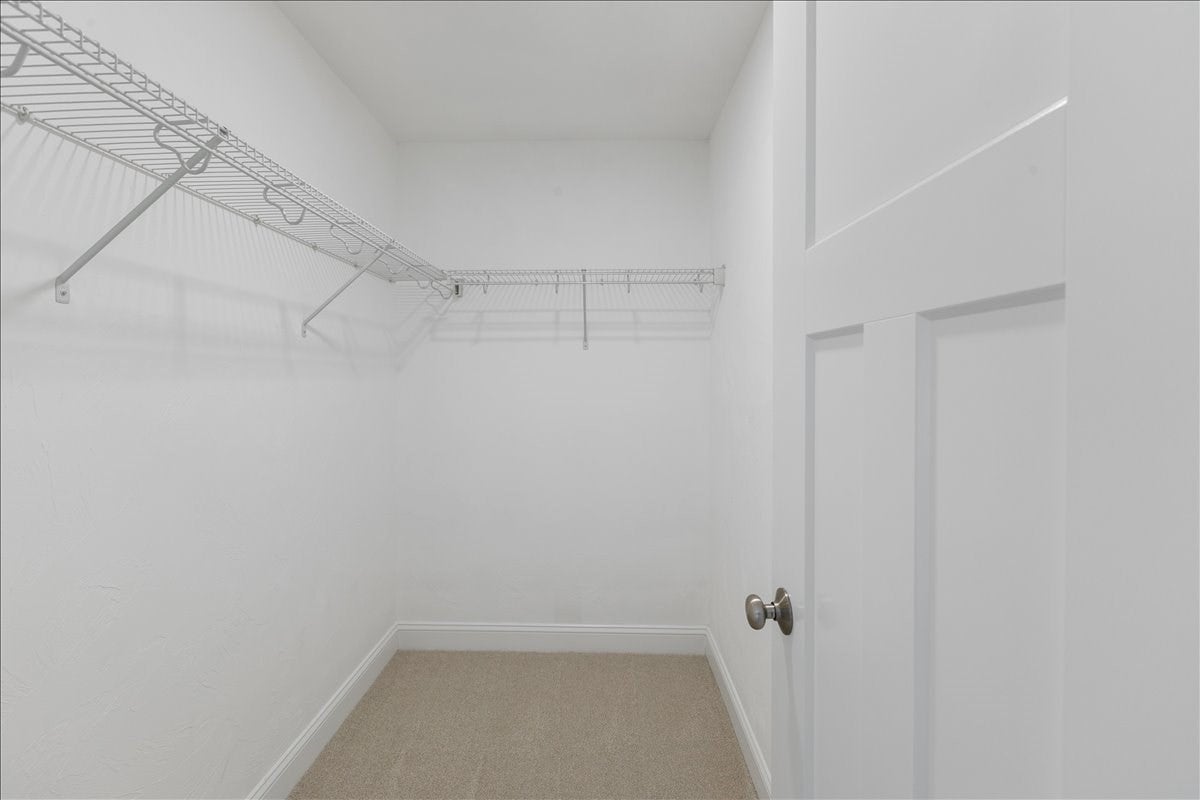 1152 Bridge St, Pelham, NH, 1152 Bridge St, Pelham, NH Photo #24