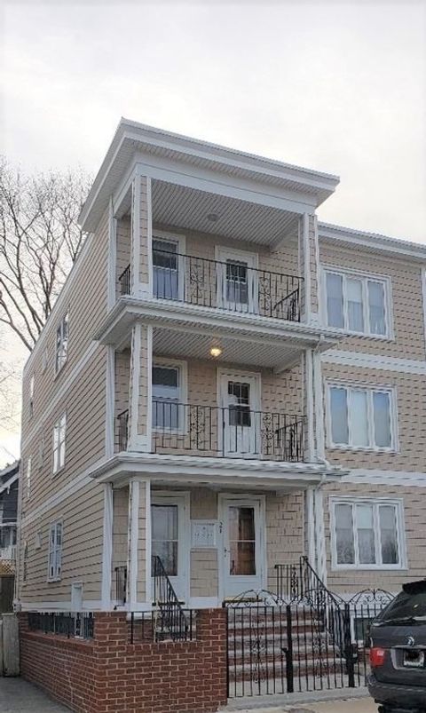 21 Firth St. 2 Boston MA 02131