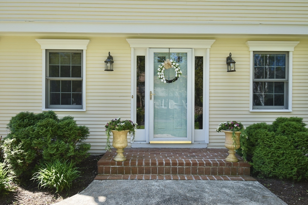 12 Cooley Dr