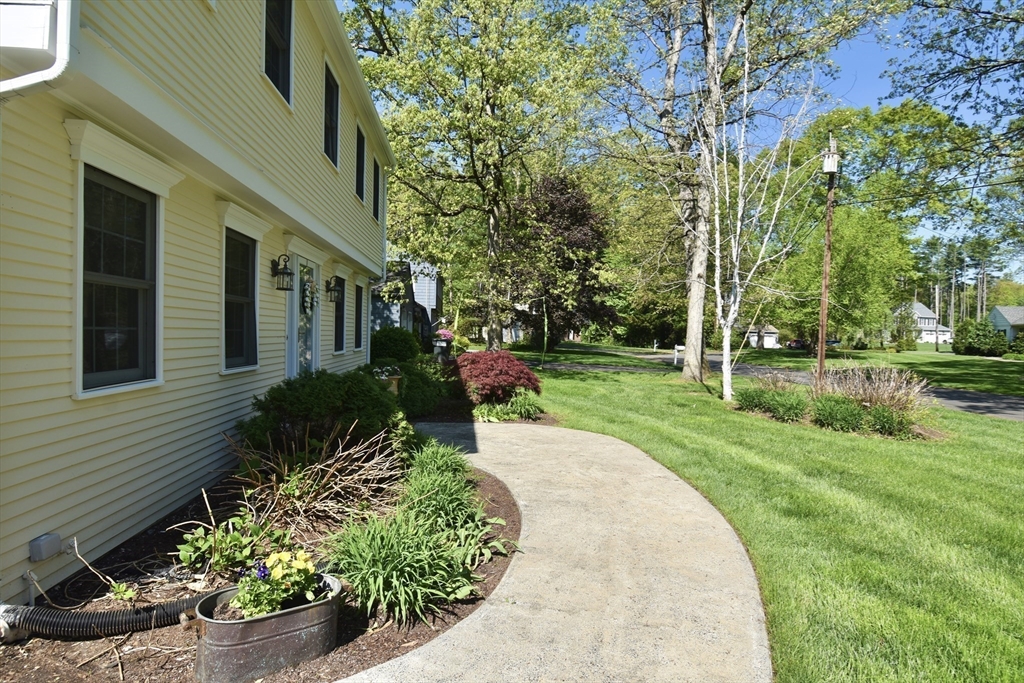 12 Cooley Dr
