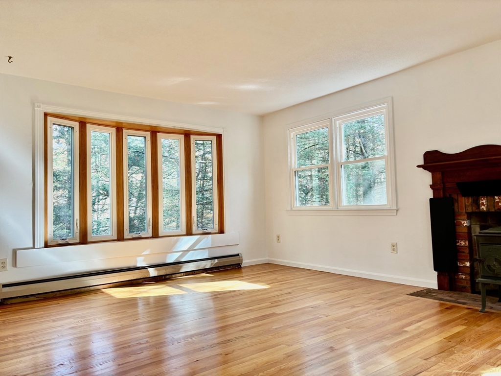 14 Pebble Ridge Road