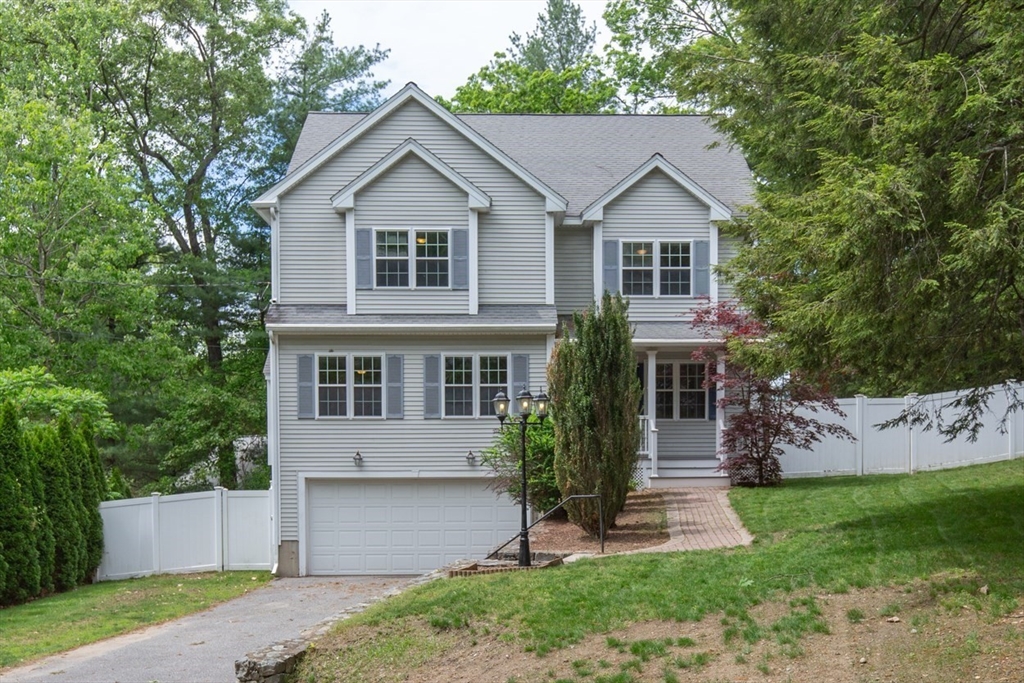 17 Keneson St