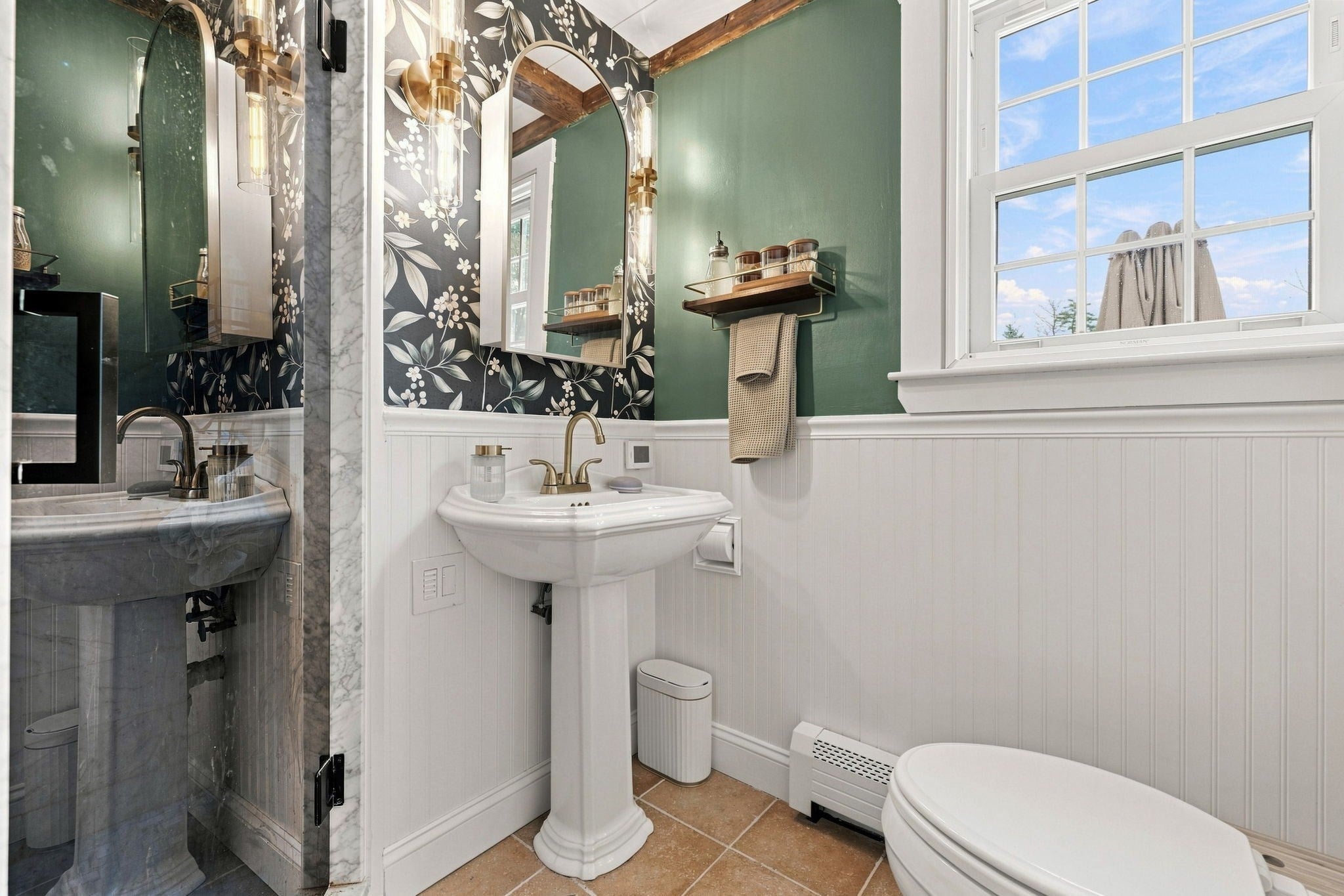 554 High St, Hanson, MA, 554 High St, Hanson, MA Photo #15