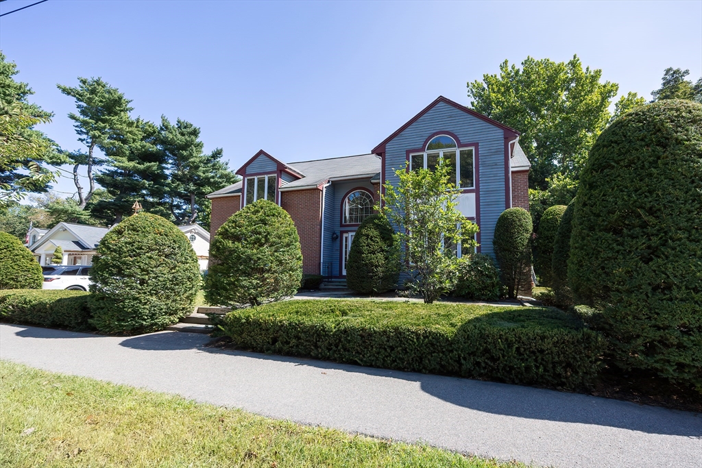 290 Central Ave