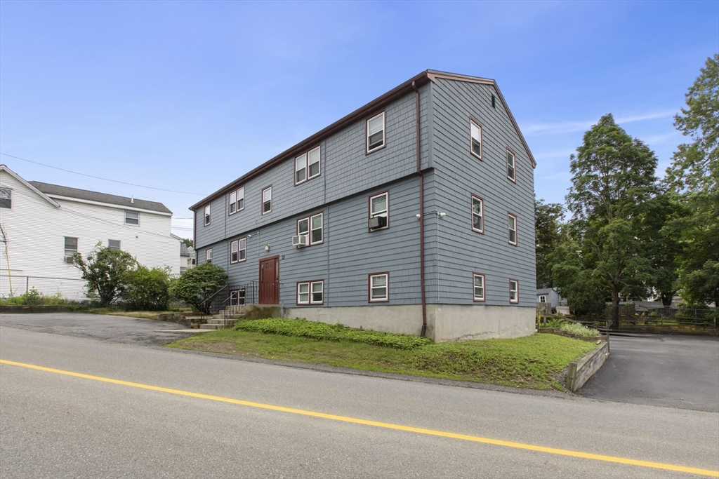 21 Groton St 5