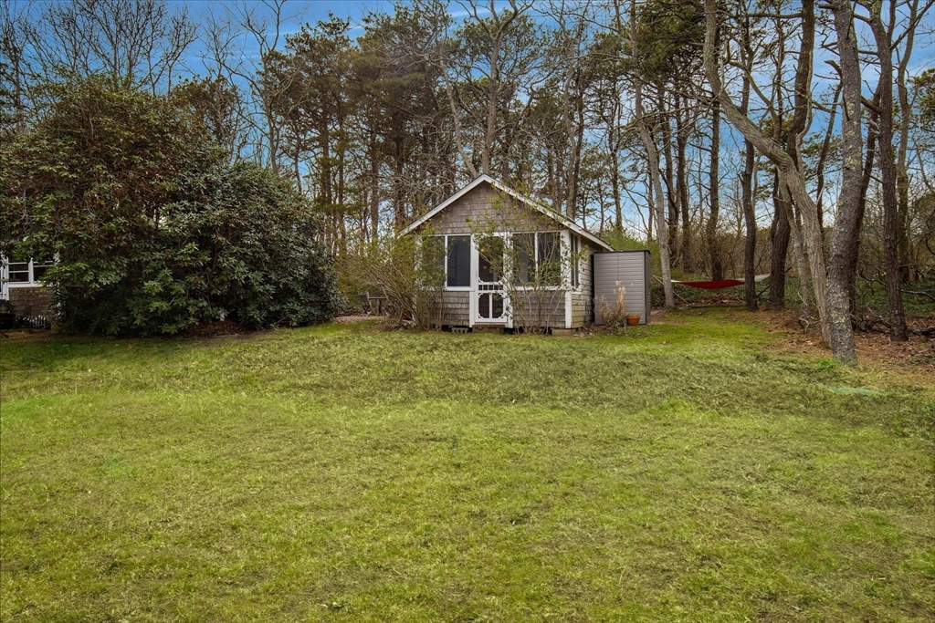 82 Shore Rd 9