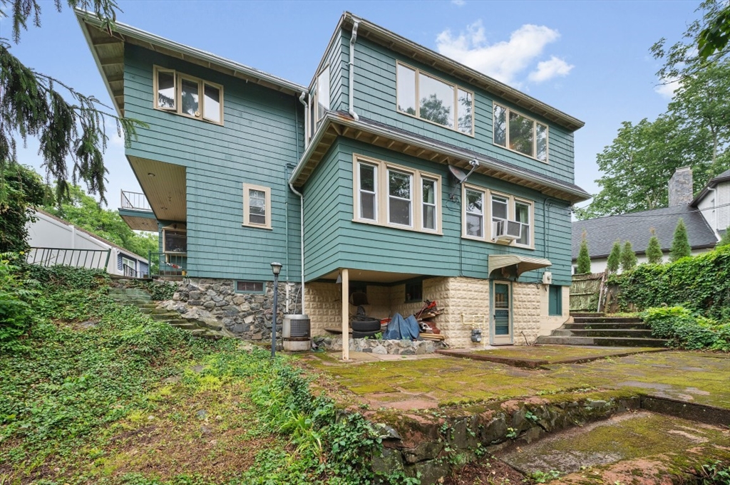 200 E Border Rd