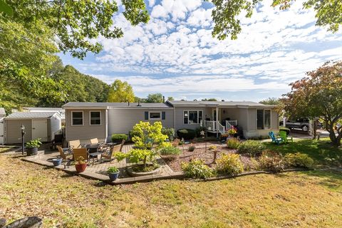 33 Dublin Way Plainville MA 02762