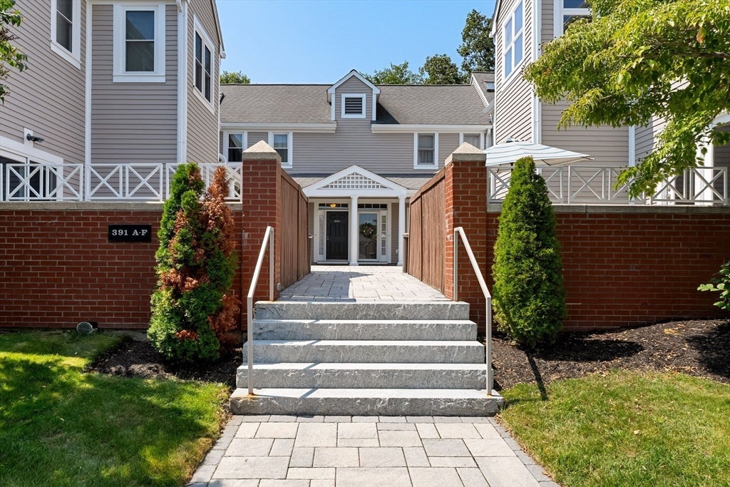 391 Neponset Street #F, Norwood, MA Photo #14