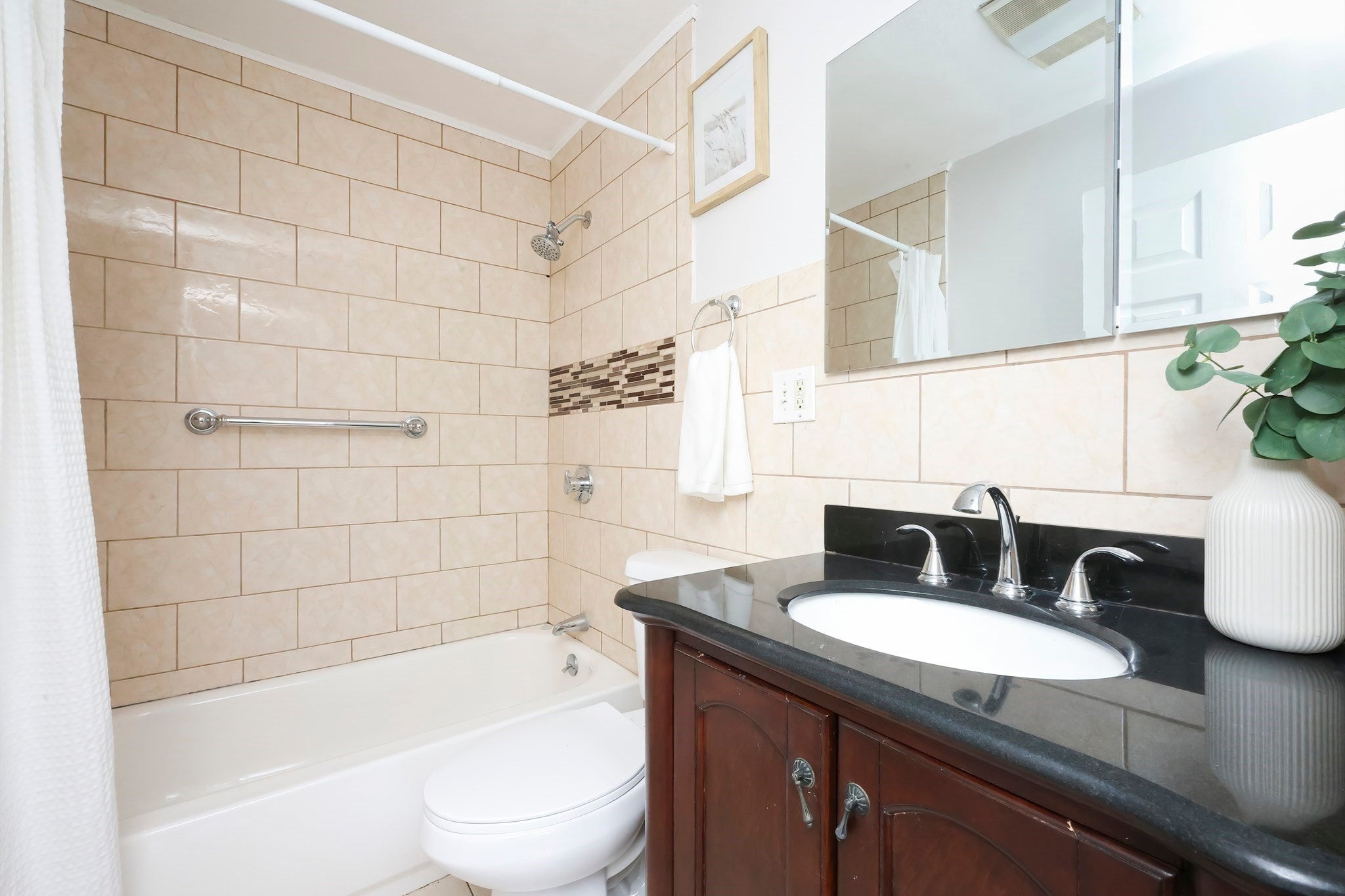 32 Whites AVE #E212, Watertown, MA, 32 Whites AVE #E212, Watertown, MA Photo #20