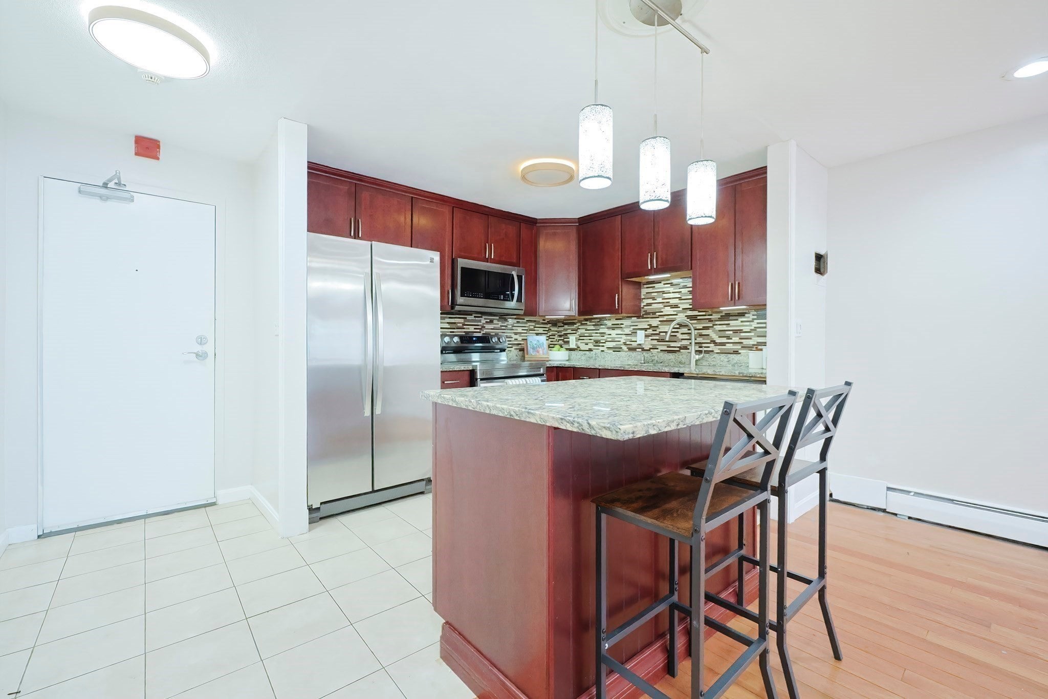 32 Whites AVE #E212, Watertown, MA, 32 Whites AVE #E212, Watertown, MA Photo #6