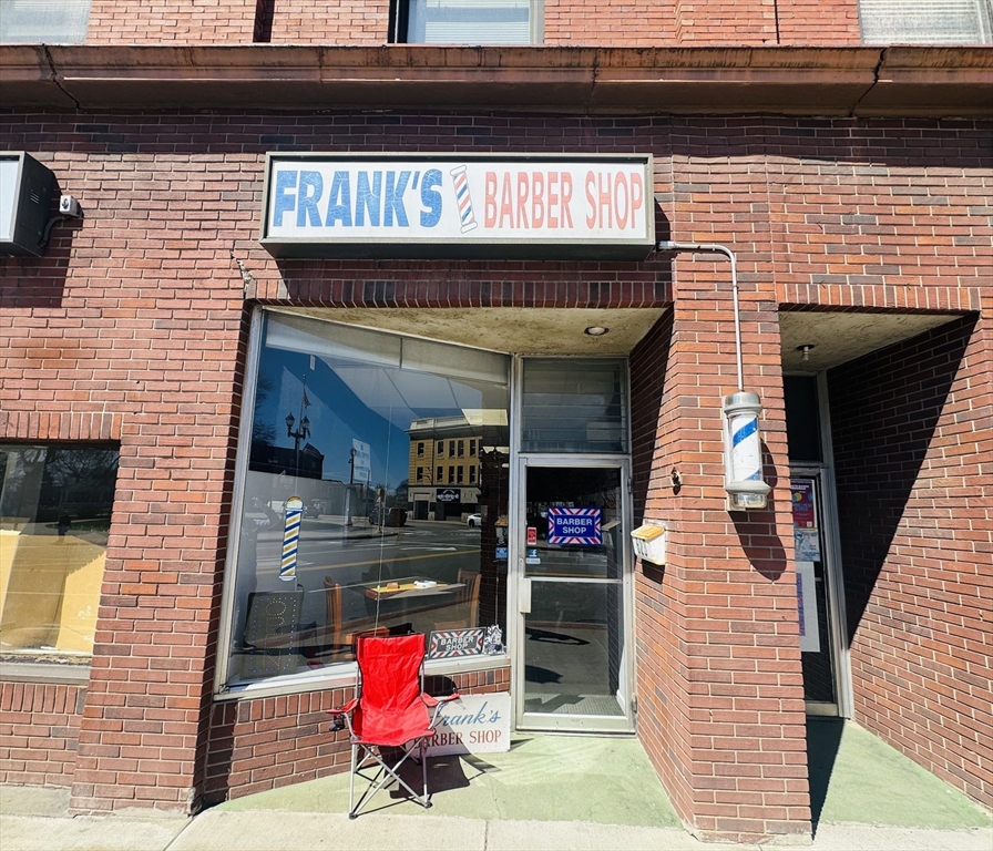 623 Main St
