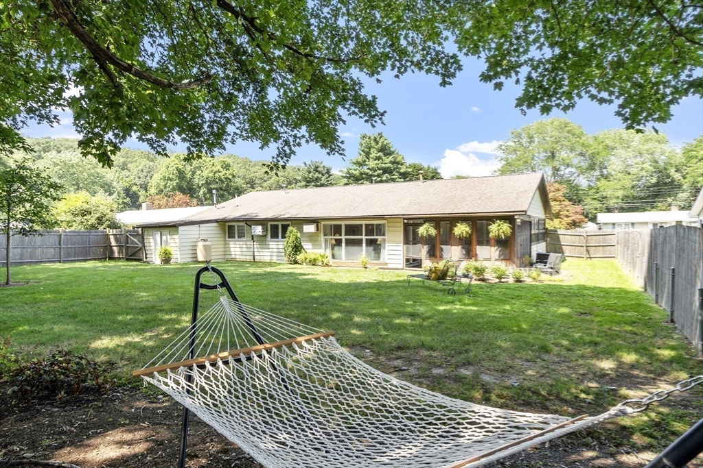 52 Lohnes Rd