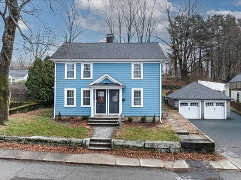 33 Seagrave Street Uxbridge MA 01569