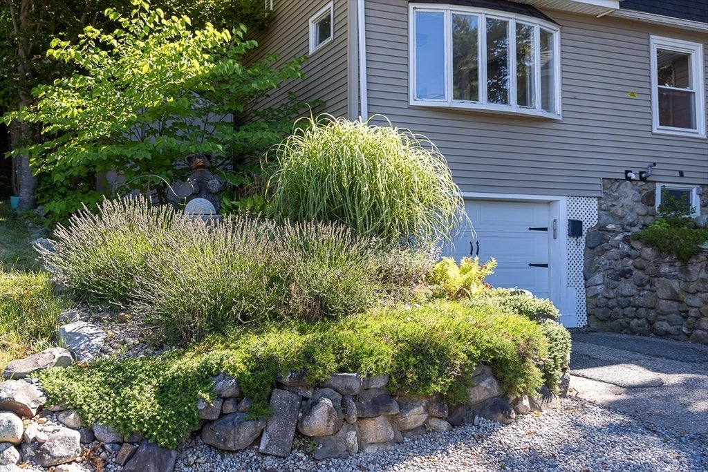 24 Belvidere Rd, Haverhill, MA, 24 Belvidere Rd, Haverhill, MA Photo #3
