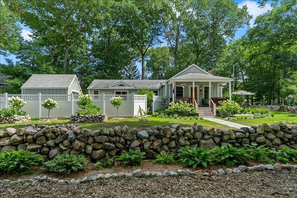 51 Edgar Rd