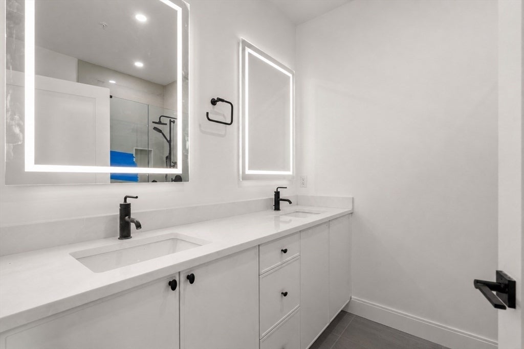 228 Washington Street #2, Boston, MA, 228 Washington Street #2, Boston, MA Photo #8