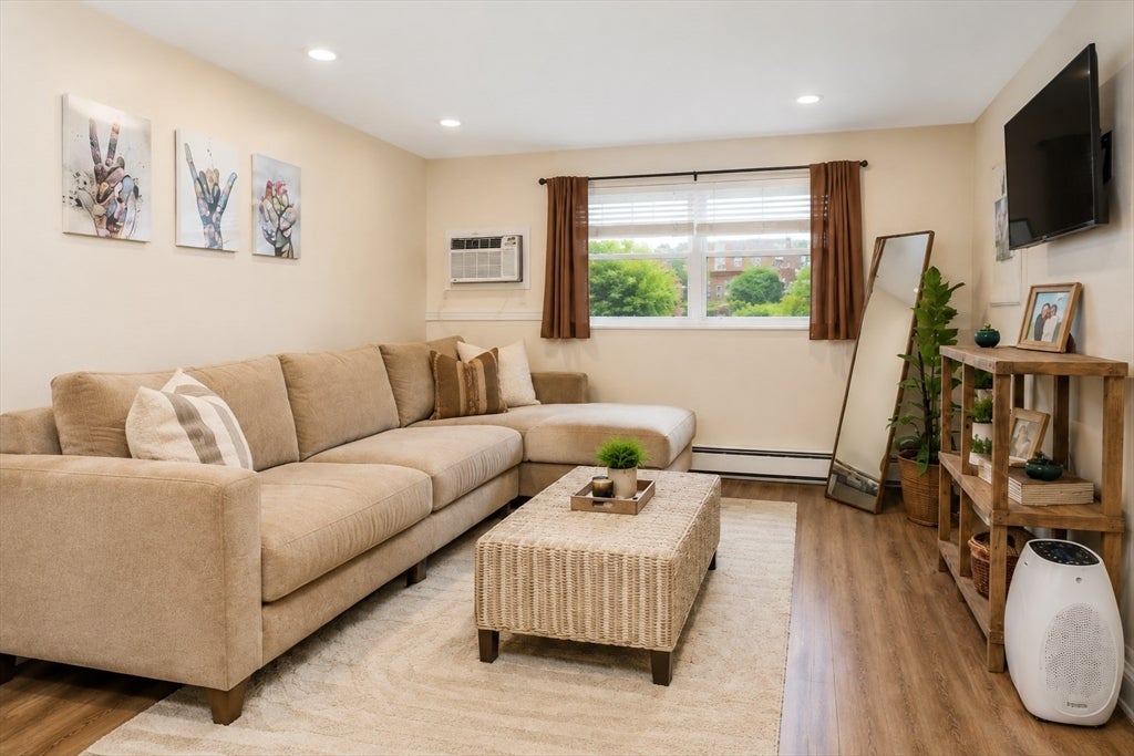 668 Robbins Ave #3, Dracut, MA Photo #1