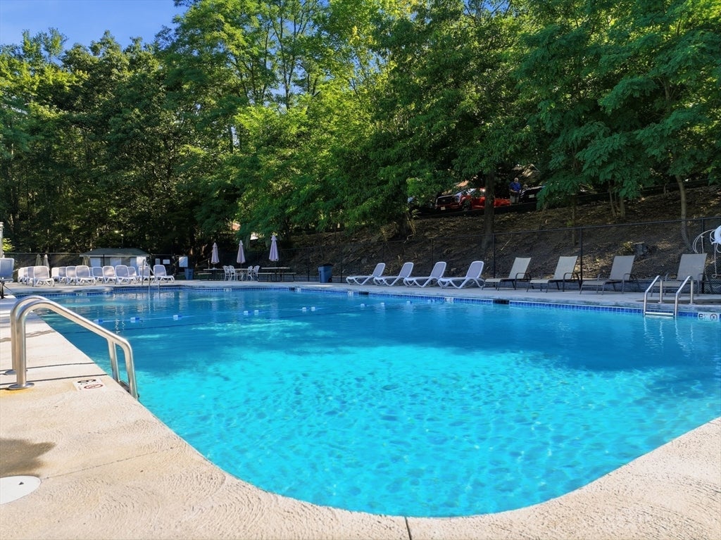 17 Thayer Pond Dr #17-5, Oxford, MA, 17 Thayer Pond Dr #17-5, Oxford, MA Photo #24