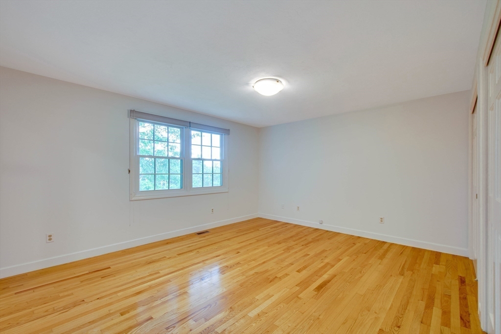 Dover, Massachusetts 02030, United States, 4 Bedrooms Bedrooms, ,4 BathroomsBathrooms,Residential,Active,127592