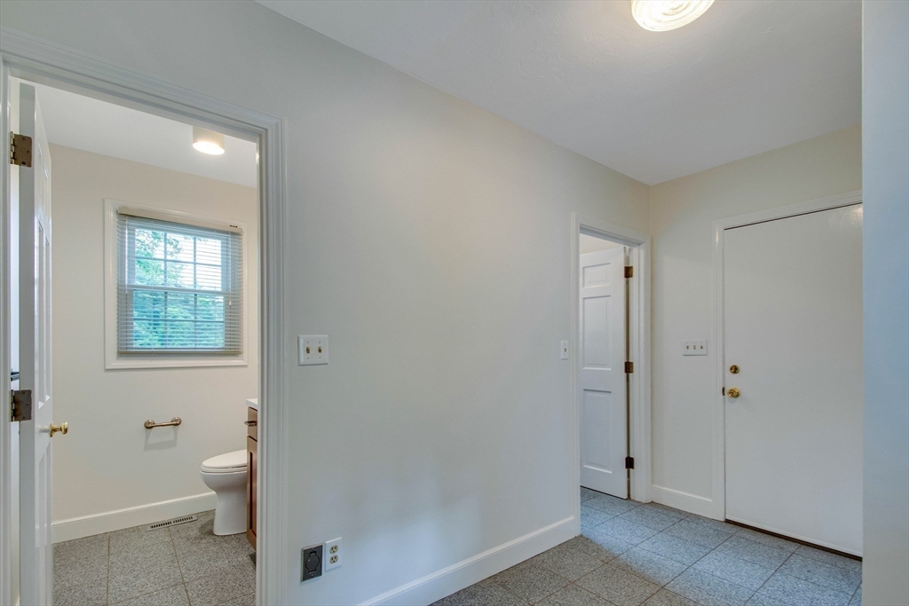 Dover, Massachusetts 02030, United States, 4 Bedrooms Bedrooms, ,4 BathroomsBathrooms,Residential,Active,127592