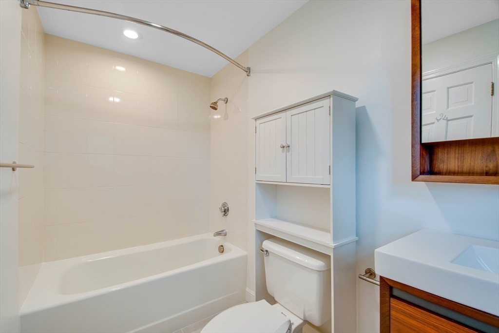 Dover, Massachusetts 02030, United States, 4 Bedrooms Bedrooms, ,4 BathroomsBathrooms,Residential,Active,127592