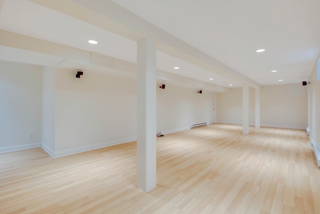 Dover, Massachusetts 02030, United States, 4 Bedrooms Bedrooms, ,4 BathroomsBathrooms,Residential,Active,127592