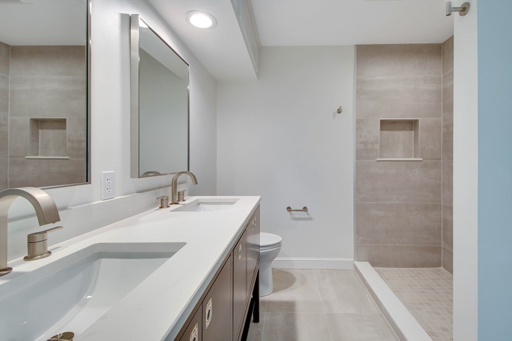 Dover, Massachusetts 02030, United States, 4 Bedrooms Bedrooms, ,4 BathroomsBathrooms,Residential,Active,127592