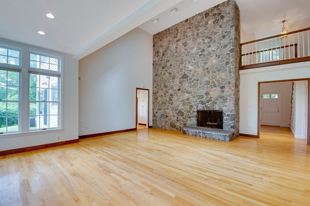 Dover, Massachusetts 02030, United States, 4 Bedrooms Bedrooms, ,4 BathroomsBathrooms,Residential,Active,127592