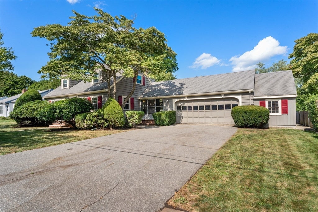 20 Oakhurst Rd, Beverly, MA, 20 Oakhurst Rd, Beverly, MA Photo #1