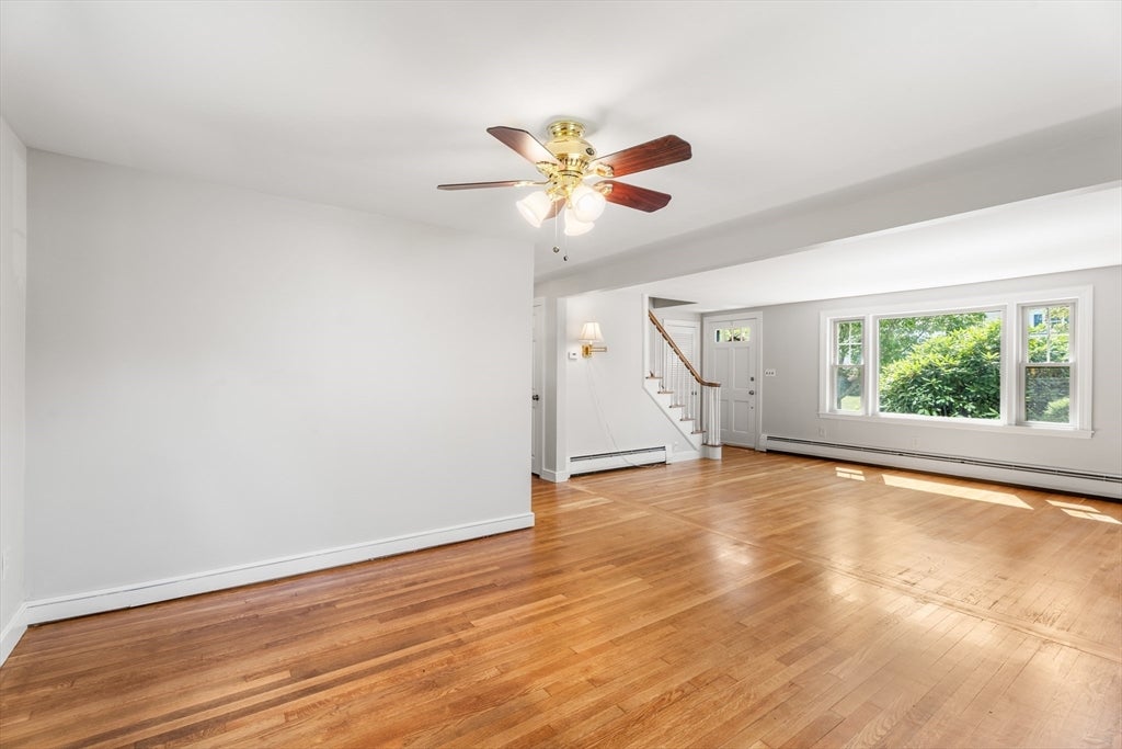 20 Oakhurst Rd, Beverly, MA, 20 Oakhurst Rd, Beverly, MA Photo #10